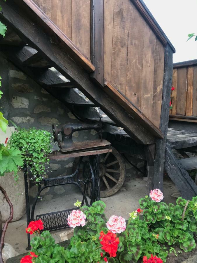 Tosa * Poganovo